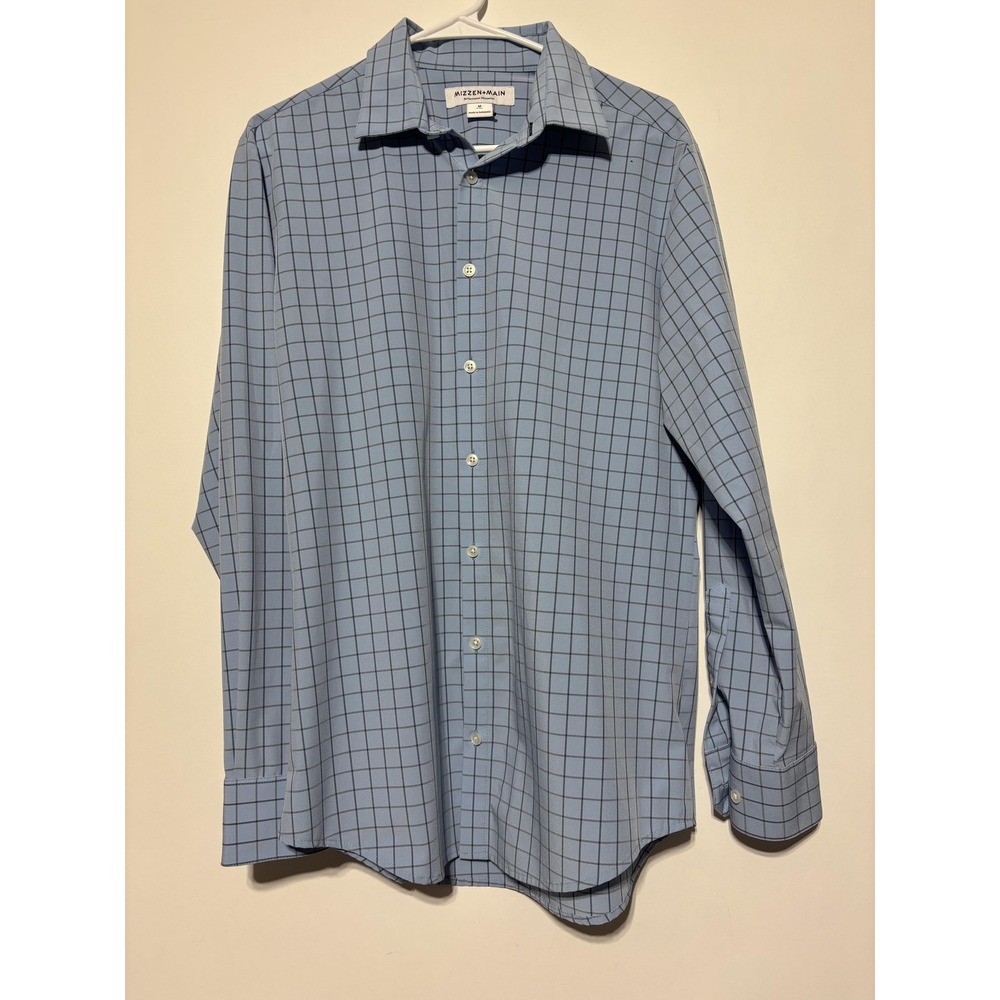 Mizzen + Main Men Size M Trim Leeward Blue Button Front Performance Shirt